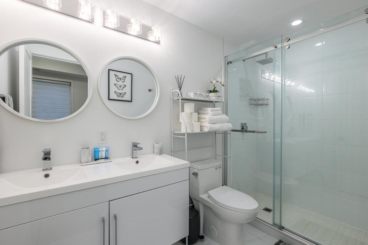 Appartement Exquisite 2 Bedroom Apt, Mins To The Falls. Niagara Falls